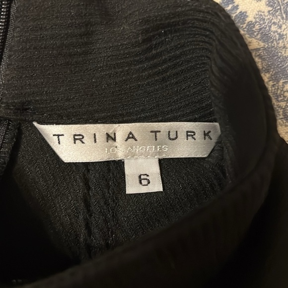 Trina Turk Tunic, Sleeveless, Turtleneck in Black, Size 6, EUC - Picture 14 of 17